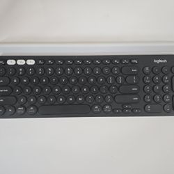 Logitech K780 Multi-Device Wireless Keyboard