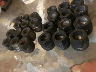 Original chevy silverado / gmc sierra lugnuts