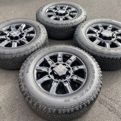 Like New 20” Black GMC Sierra 8 Lug 2500 Wheels & Tires 