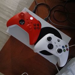 Xbox series s 512 GB with acessories