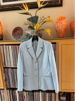 PRICE DROP: NWOT, SCOUT, M, lined, PALE BLUE LAMBSKIN LEATHER 3-button BLAZER