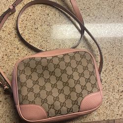 Gucci Crossbody 