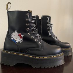 Dr. Martens Hello Kitty