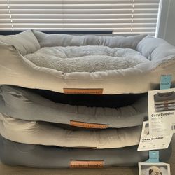 Modern Threads Luxury Dog Bed - Comfortable Tufted Velvet Cushion for Small Dog