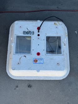 Hova-bator egg Incubator
