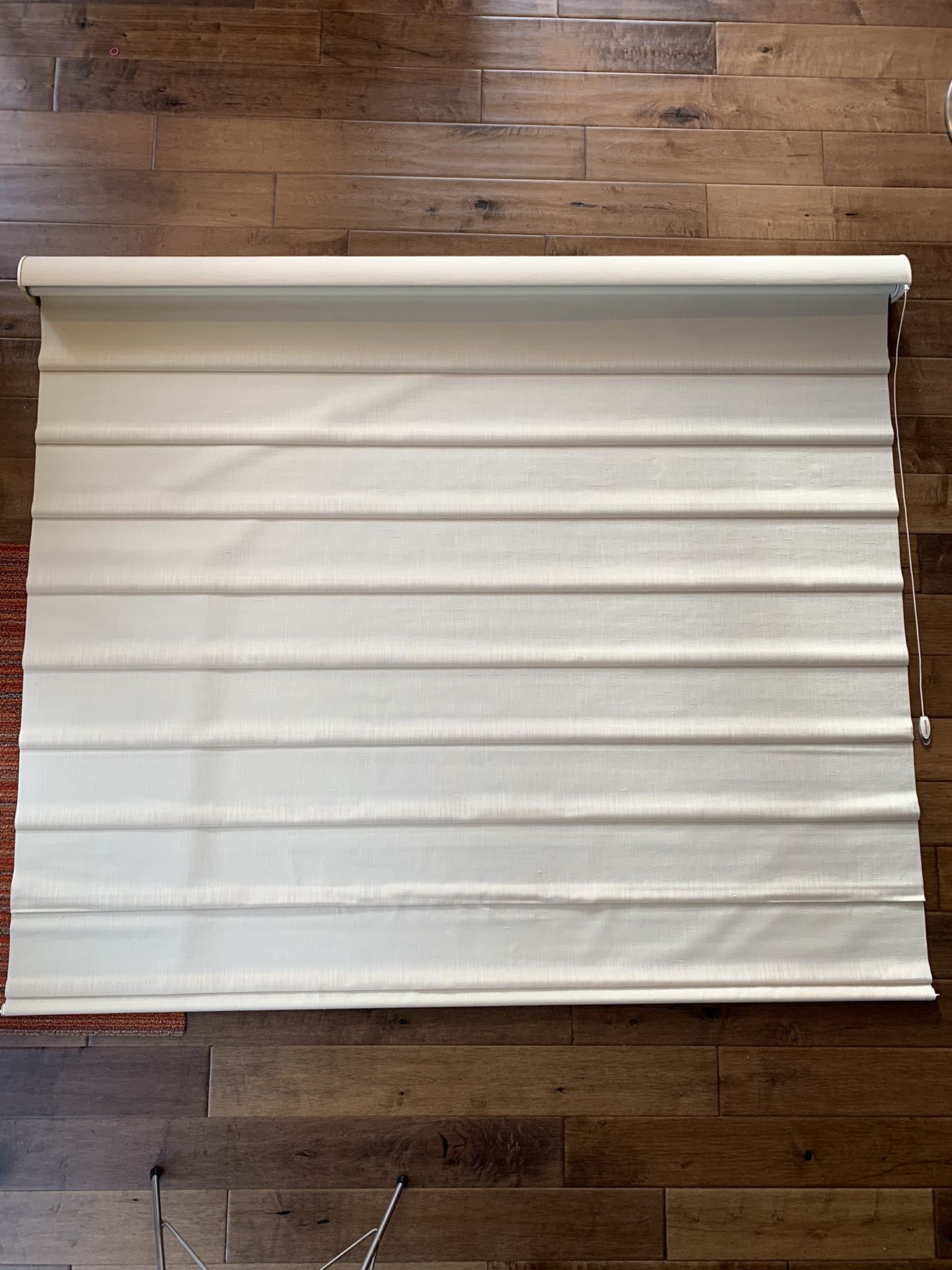 Hunter Douglas Vignette Modern Roman Room Darkening Shade