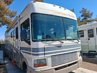 2002 Fleetwood Bounder