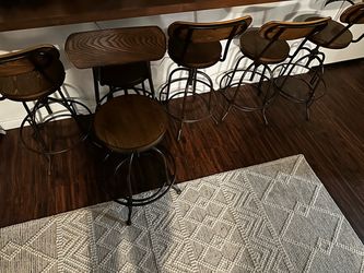6 Bar stools