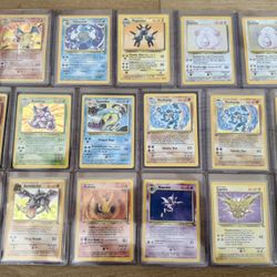 💥HUGE VINTAGE POKÉMON HOLO LOT💥