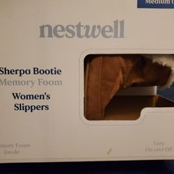 Womens Slippers 