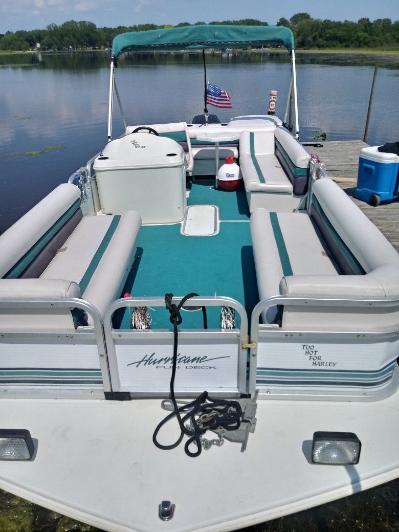 22 Ft Godfrey Hurricane Deck Boat