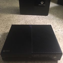 Xbox One 500gb (with HDMI And Power Cables)