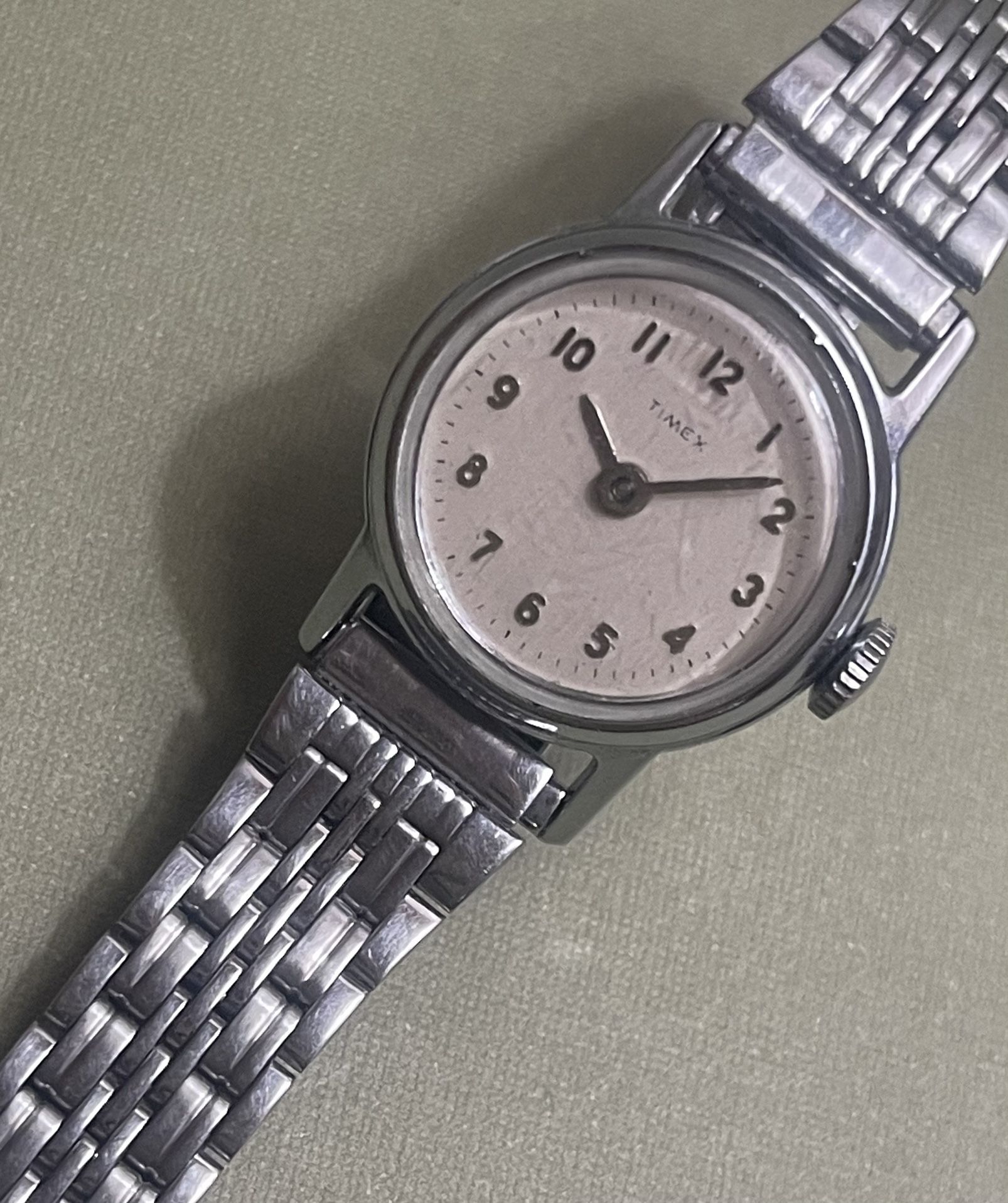 🔲. TIMEX USA WOMENS WATCH
