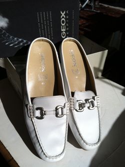 Women's Geox Respira White Smooth Leather Flat Loafers Size 10.5 *NEW* with Box