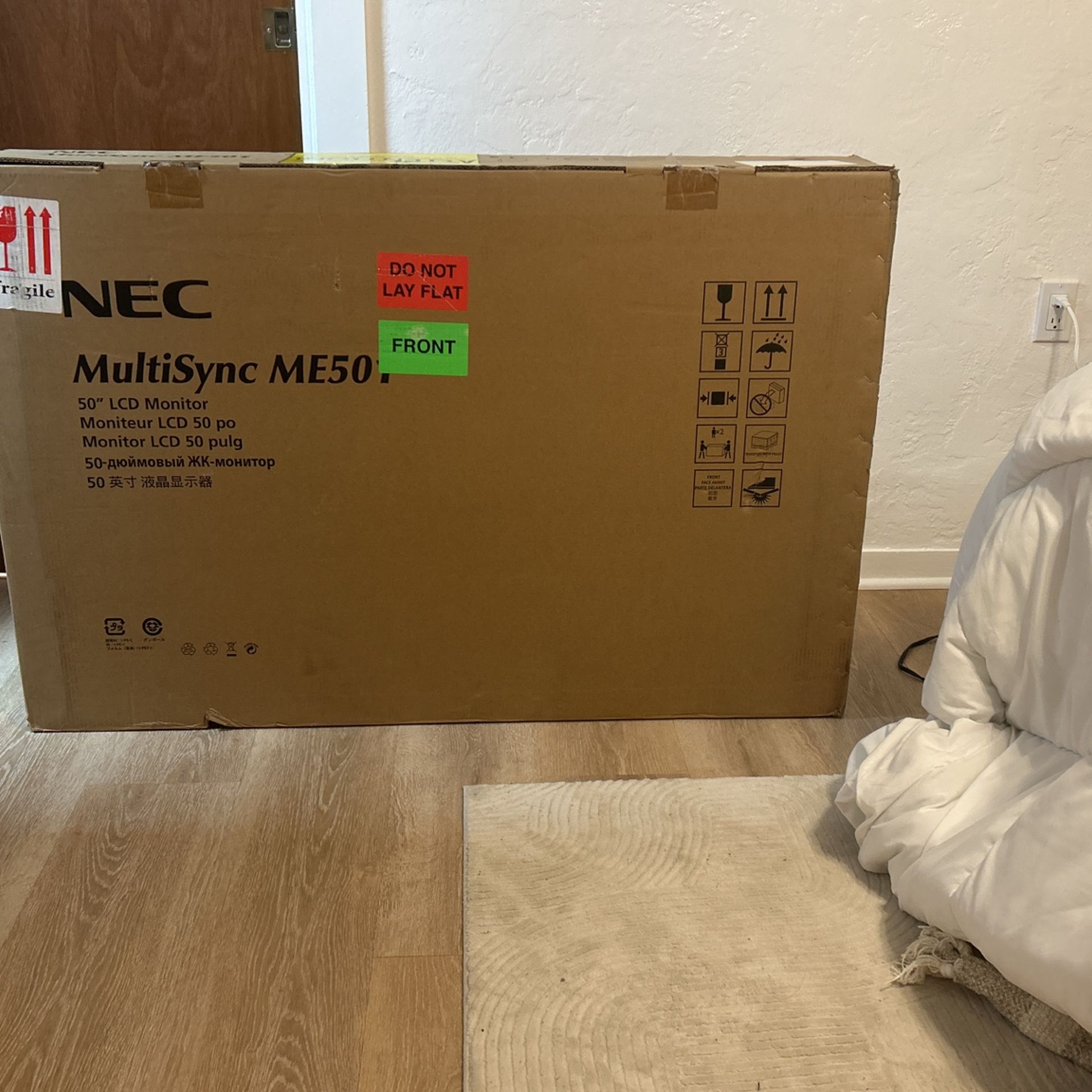 Nec multi sync 50 In Display