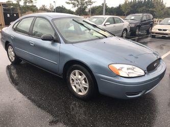 2005 Ford Taurus