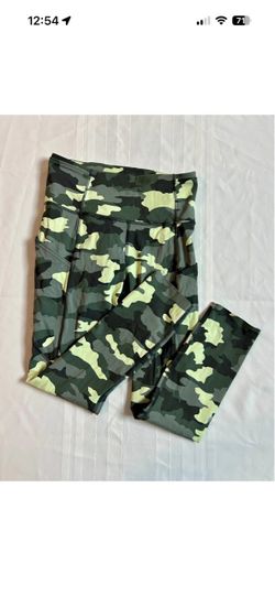 Lululemon Camo Print Athletic Leggings size 4