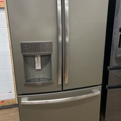 GE  Refrigerator French Door  Slate  Fingerprint Resistant 