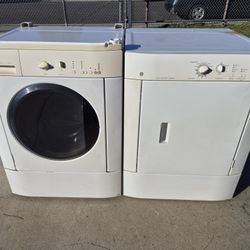 GE  Washer & Gas Dryer Set 