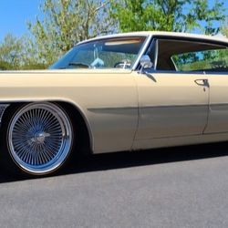 1965 Cadillac Sedan Deville 