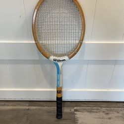 Vintage Chris Evert Sentry Wood Tennis Racket In Like New Condition - Great For Display Or Use 