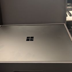 Surface Laptop