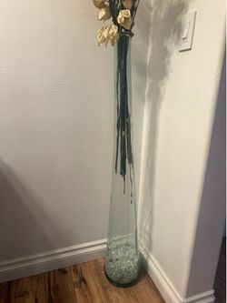 Pier 1 glass vase/decor