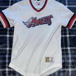 Angels Throwback Baseball Jersey( Men’s Small)