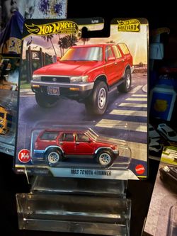 Hot Wheels - 1995 Toyota 4Runner Boulevard Premium