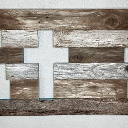 Reclaimed Pallet Wood Cross