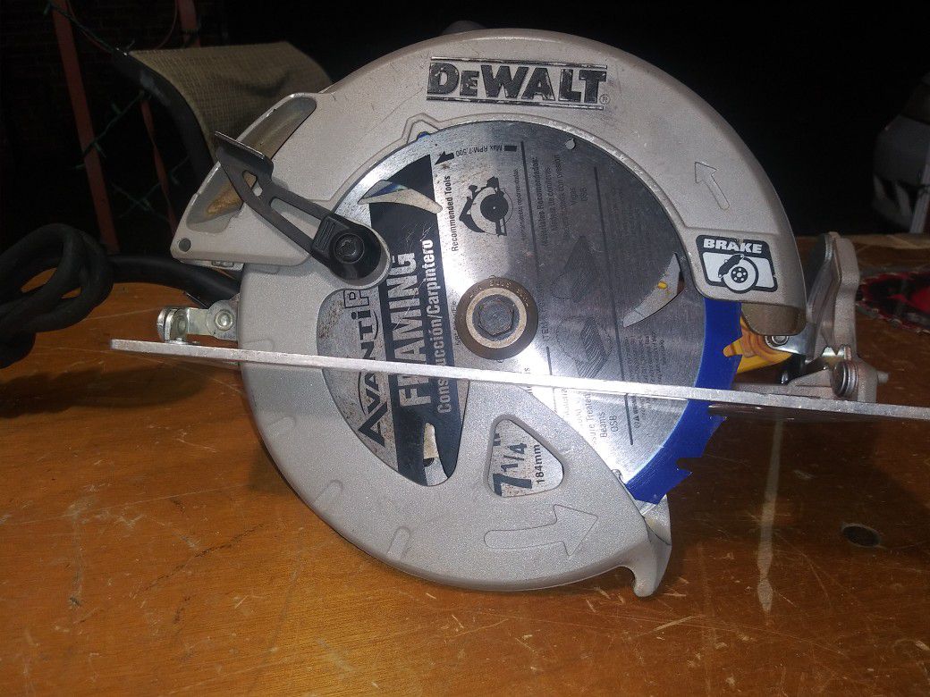 $80. Used-like-new. DEWALT 15 Amp 7-1/4 in. Lightweight Circular Saw with Electric Brake. DWE575SB