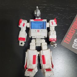 War For Cybertron Ratchet (Rare)