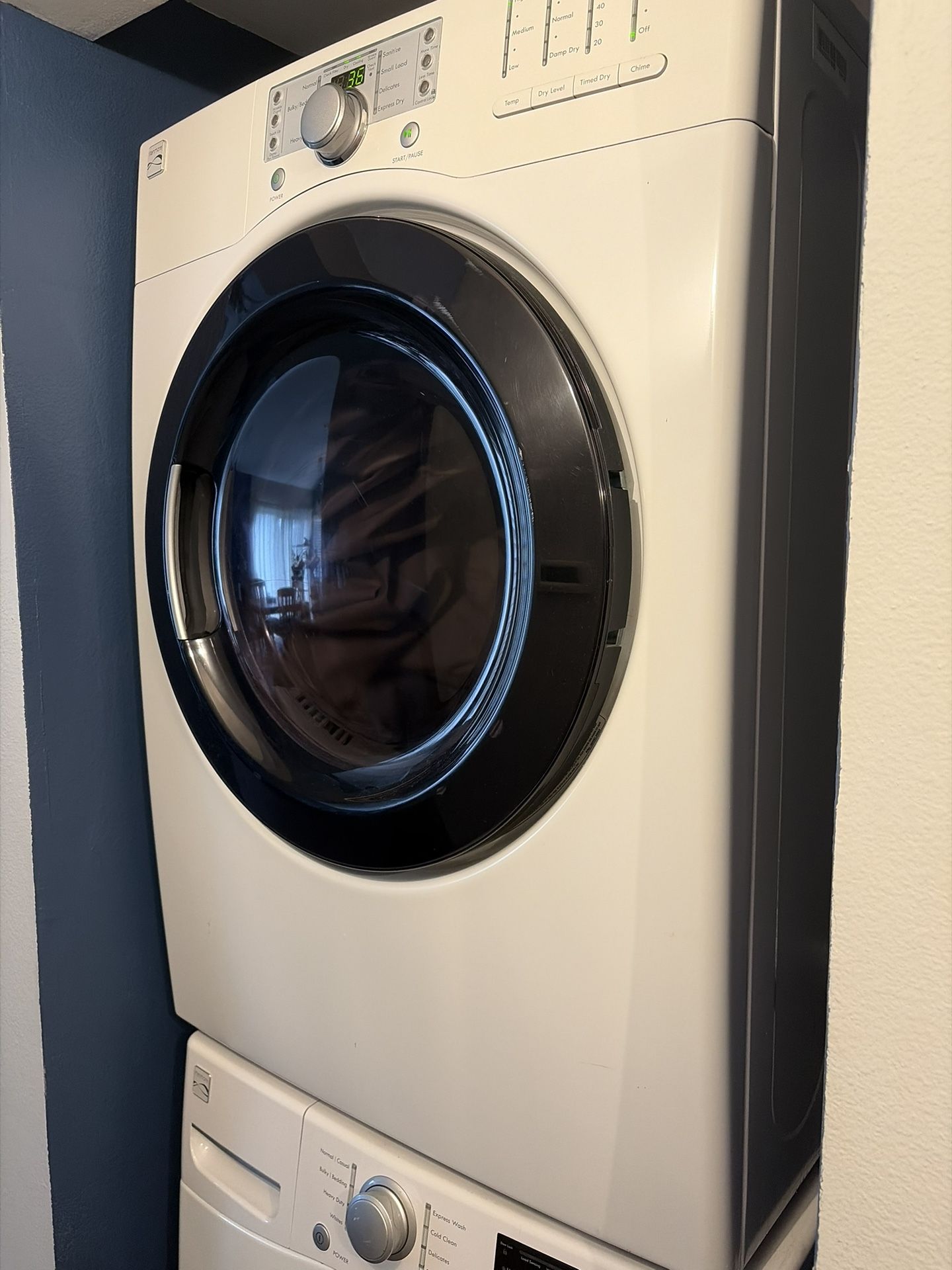 Stackable Front Loading Kenmore Laundry Washer And Gas Dryer
