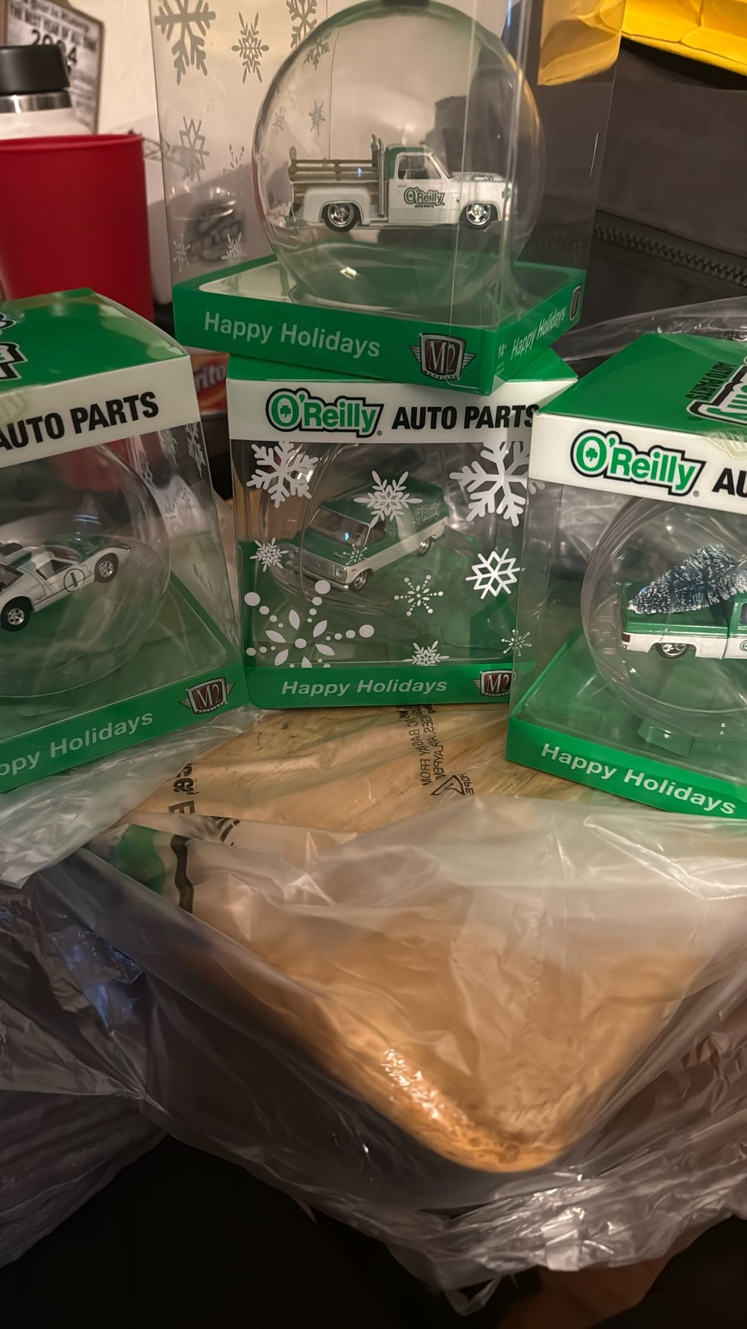 Oreily Christmas Ornament M2