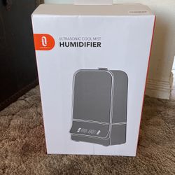 Ultrasonic cool mist humidifier