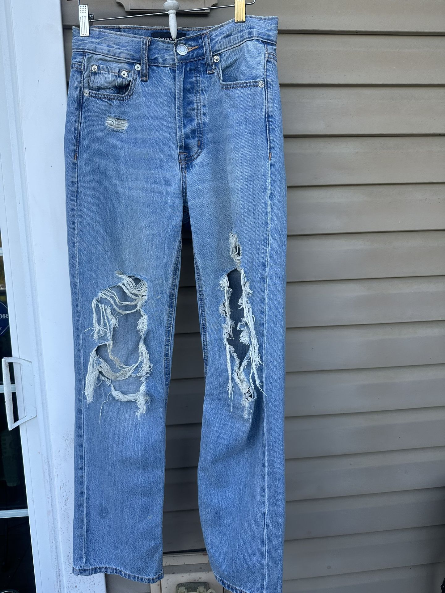 Aeropostale Blue Denim 90’s Baggy Distressed Button Fly Jeans Size 2. Excellent!
