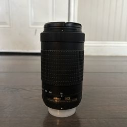 Nikon AF-P 70-300mm Zoom Lens 