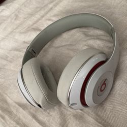 Beats Studio Noise Cancellation.  Note: Not Bluetooth