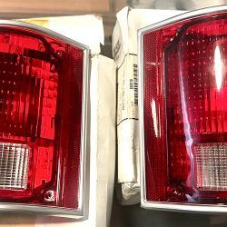 Taillights 74-87 Chevy C10 /GMC Silerado Sierra Blazer K5 Left And Right side Driv/Pass