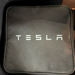 Tesla Mobile Charger