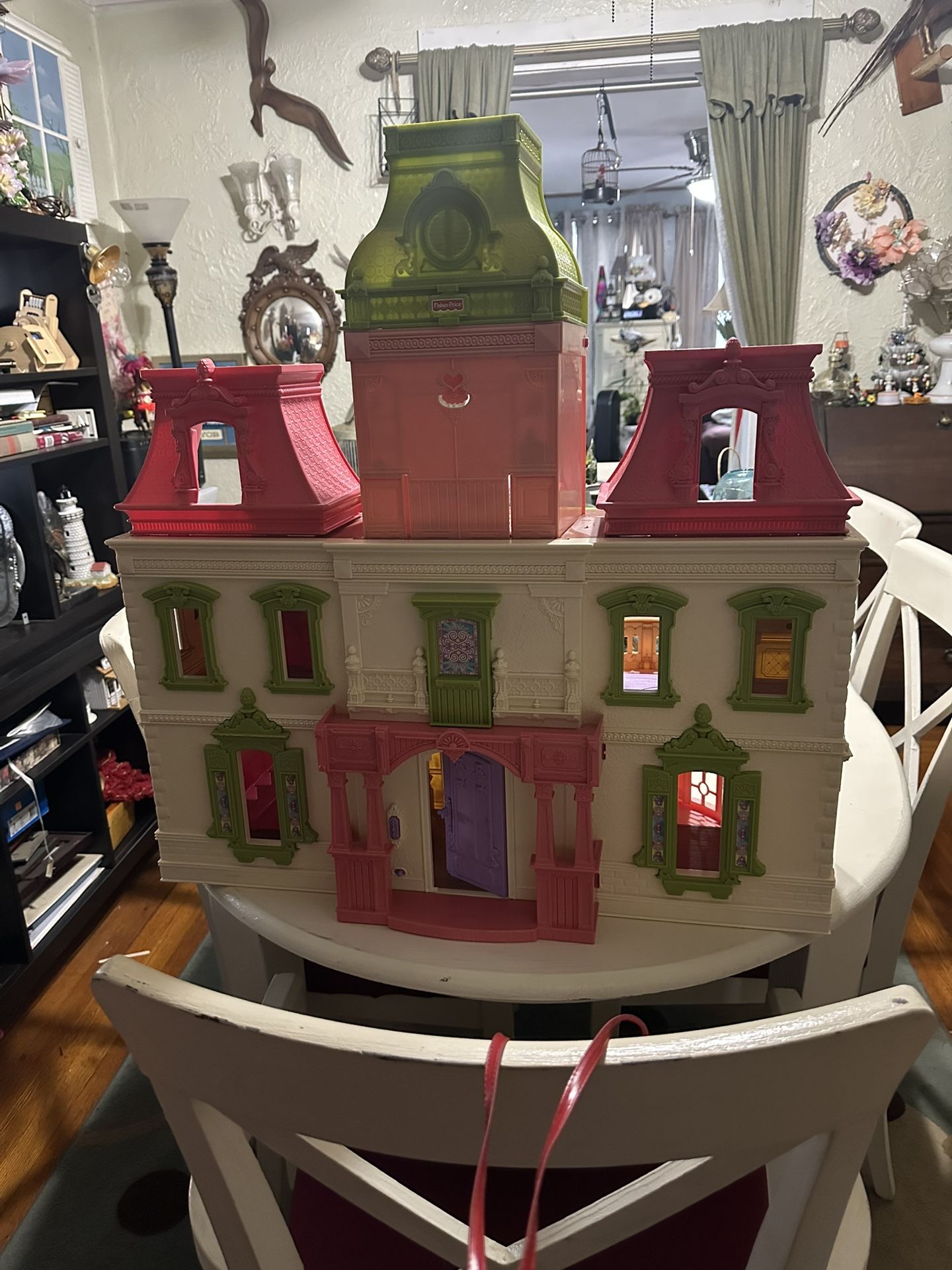 Vintage Fisher Doll House Grand Mansión.
