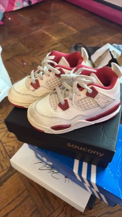 Valentines Jordan's