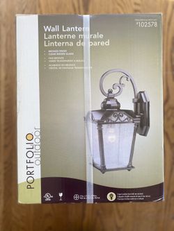 Brand New Portfolio Outdoor Wall Light – Bronze Finish