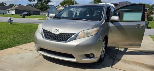 2015 Toyota Sienna