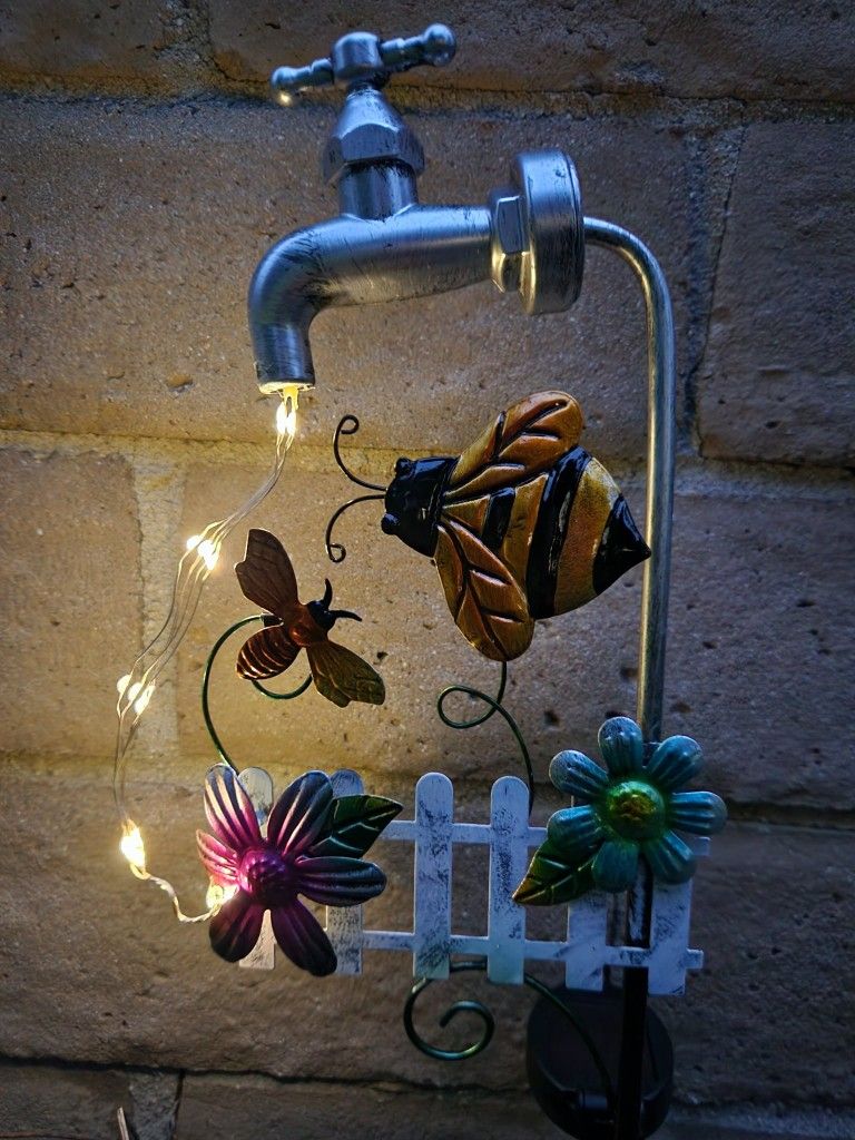 Metal Bumble Bees With Faucet Flashing Solar Stake Yard Art Home Decor, 36" H