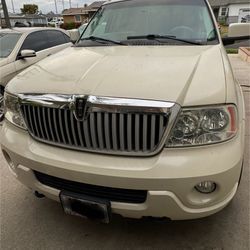 2003 Lincoln Navigator