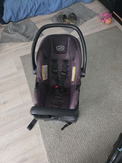 Baby car seat with the base