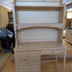 Thomasville Ribbons And Bows Desk+ Hutch