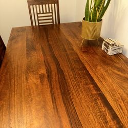 Modern dining table 4/seat