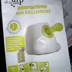 Automatic Tennis Ball Launcher for Medium & Large Dogs
